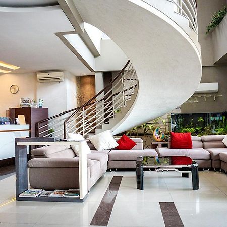 Andelir Hotel Simpang Lima Semarang Exterior foto